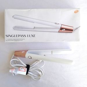 T3 Micro Singlepass Luxe Hair Straightening Iron